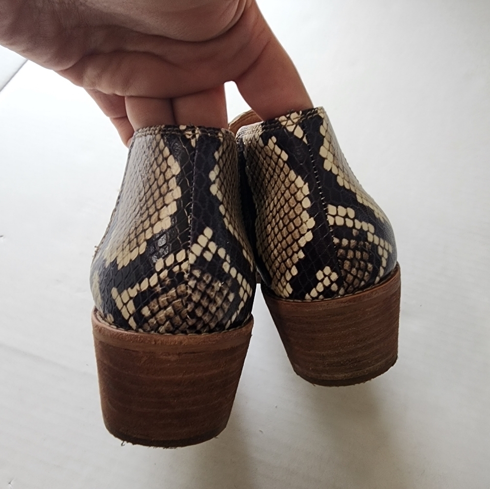 🌸 Madewell | Leather‎ Snakeskin Leather Boots, size 7 - Picture 8 of 11